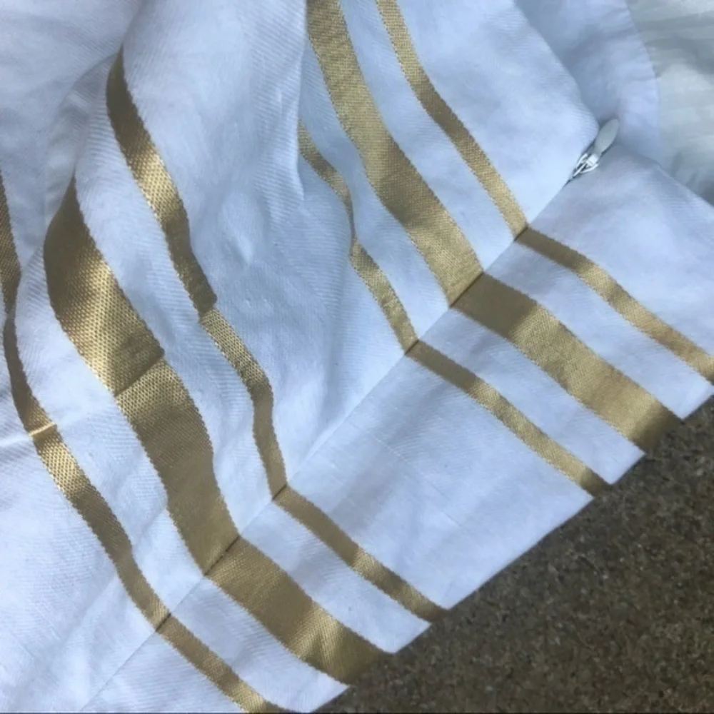 White and Gold Striped Skirt     PM4